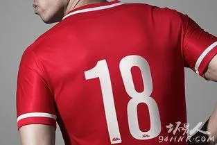 足球服1号什么意思，从门神到队魂的号码传奇
