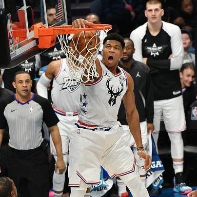NBA解说员有哪些，盘点那些让比赛更精彩的声音名片