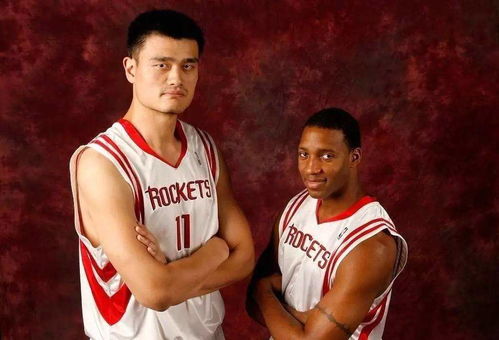 姚明NBA最高荣誉，不止于数据，更是跨越东西方的传奇丰碑