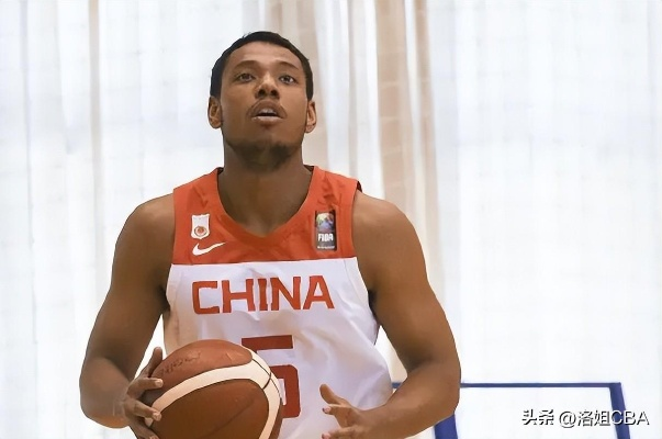 祝铭震打什么位置？解析CBA全能锋线的场上角色
