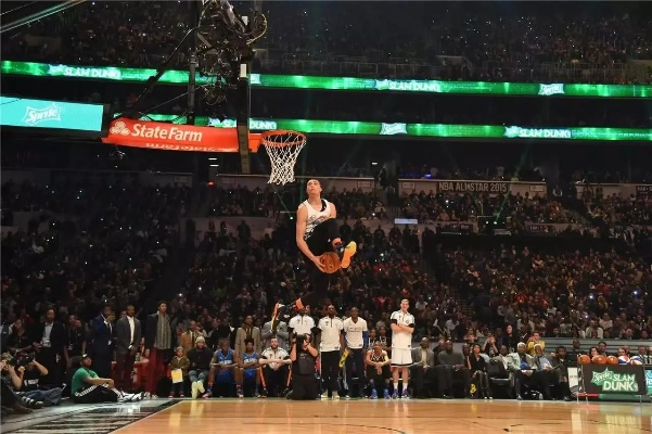 十英尺的空中殿堂，NBA篮球框高度的秘密与传奇
