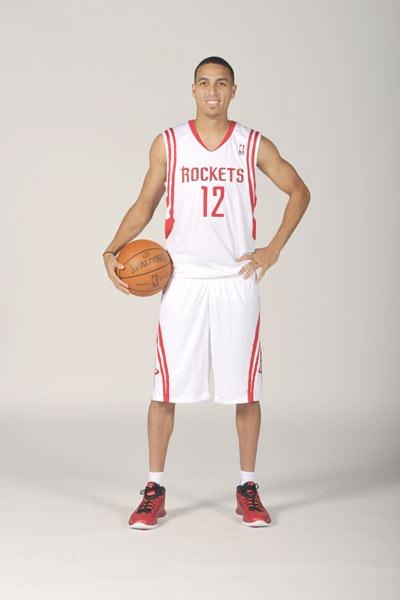 NBA篮球框的高度是多少？标准数据与背后的冷知识