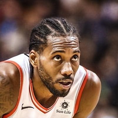NBA图标上的人是谁？一个被误读多年的篮球符号