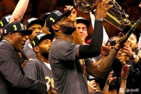 逆袭的史诗，2016年NBA骑士总冠军，一座改写命运的金杯